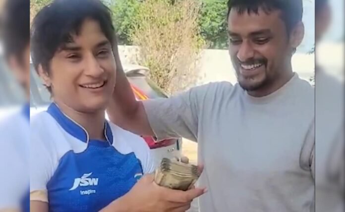 j4c37duo_vinesh-phogat-brother_625x300_19_August_24.jpeg