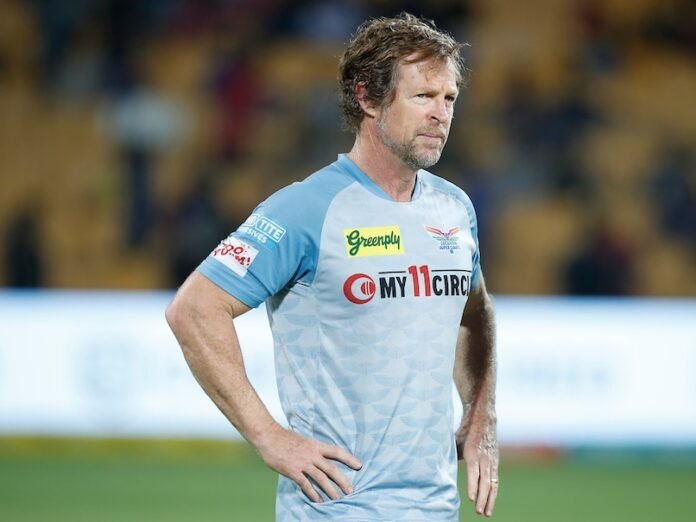 kpn4q5sg_jonty-rhodes_625x300_10_April_24.jpg