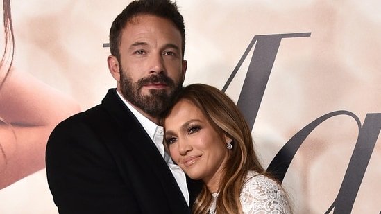 Jennifer-Lopez-Ben-Affleck-0_1727427214691_1727857422489.jpg